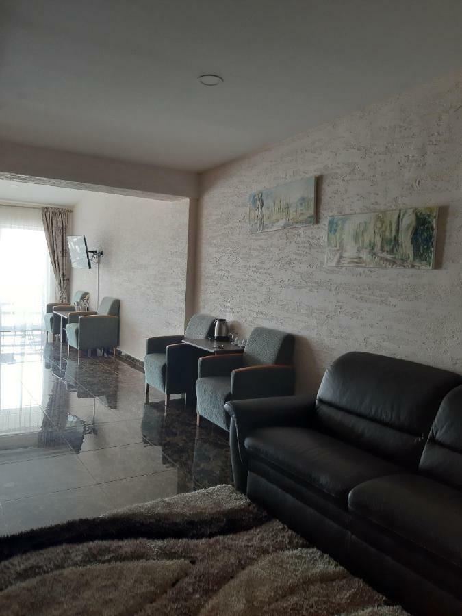 Arka Hotel มาเชอิเก ภายนอก รูปภาพ