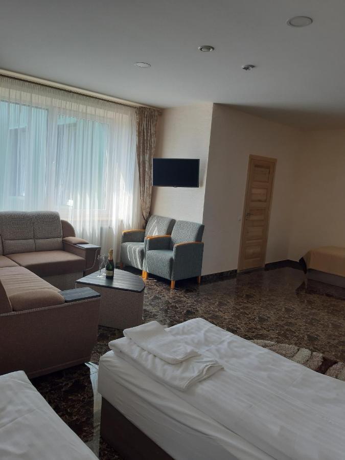 Arka Hotel มาเชอิเก ภายนอก รูปภาพ
